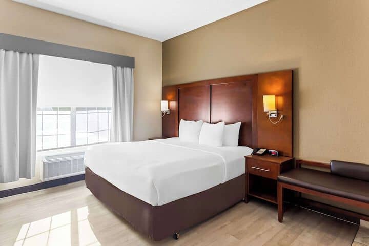 Room 21 of 59