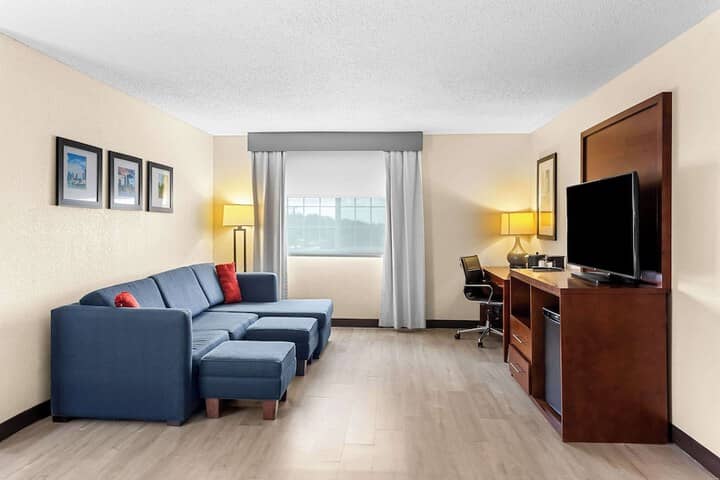 Room 28 of 59