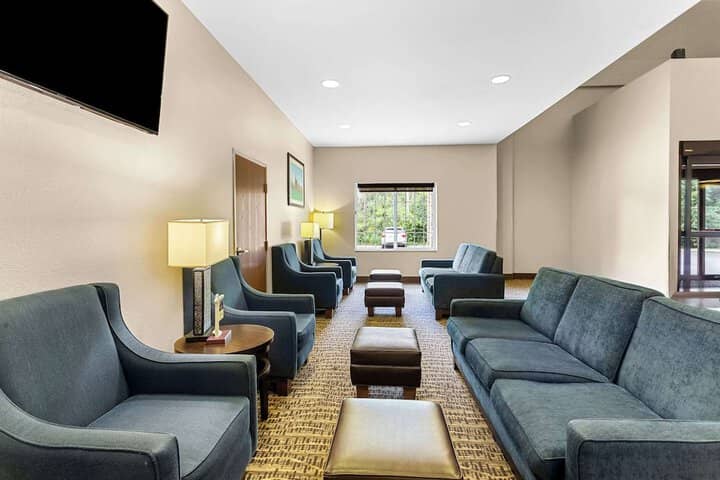 Hotel Interior 4 of 59
